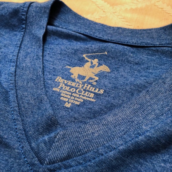 Beverly Hills Polo Club V-Neck T-Shirt - Picture 2 of 2